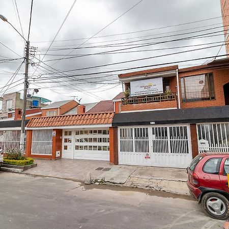 Hotel Nabusimake Modelia Bogotá Extérieur photo