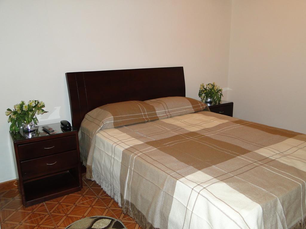 Hotel Nabusimake Modelia Bogotá Extérieur photo