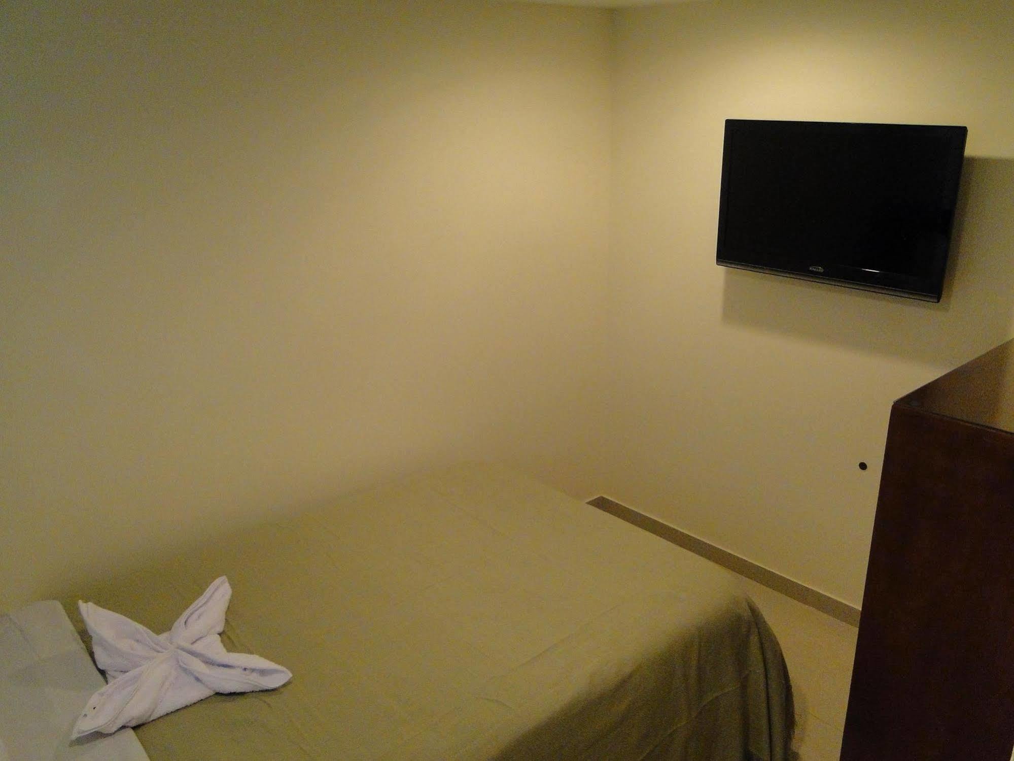 Hotel Nabusimake Modelia Bogotá Extérieur photo